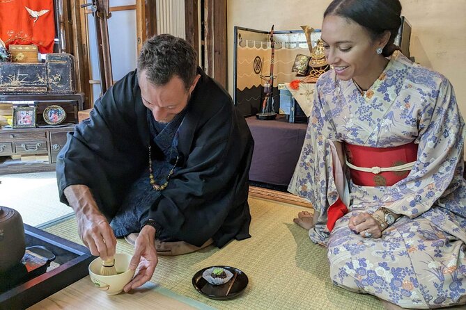 A Unique Antique Kimono and Tea ceremony Experience in English - Mr. Miyagawa (Toku) and the Etiquette Lesson You’ll Actually Use