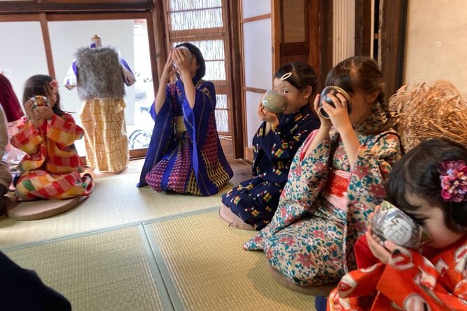 A Unique Antique Kimono and Tea ceremony Experience in English - How to Think About the Setting: Authentic House vs Big Venue