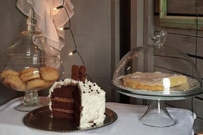 Afternoon tea in the Shabby Caravan - The Host Factor: Warm Welcome You Can Feel Immediately