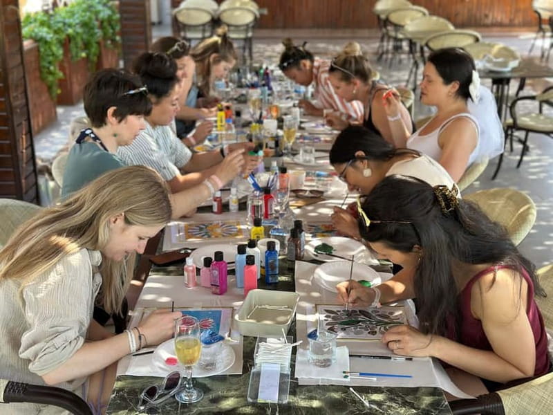 Antalya: Frame Glass Painting Workshop with Turkish Tea - Picking your design: catalog templates, plus using your own picture