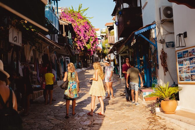 Antalya: Old Town Walking Tour incl. Turkish Tea and Baklava - Hıdırlık Kulesi and the Antalya Clock Tower: viewpoint energy in short hits