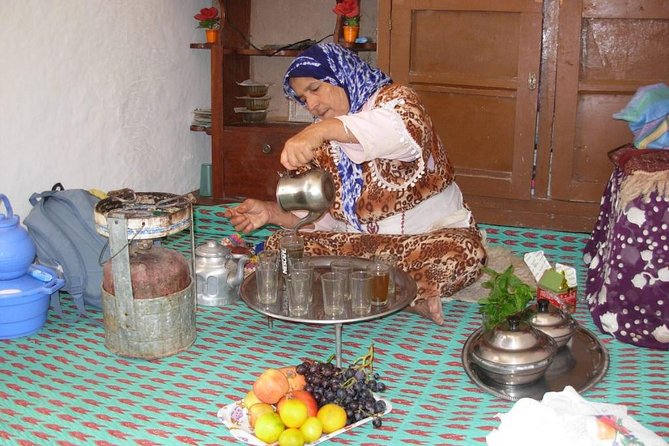Argan Forest, tea time at a Berbers family & Visit of an Argan cooperative. - Starting at an Argan Cooperative: Marjana and the Women Behind the Oil
