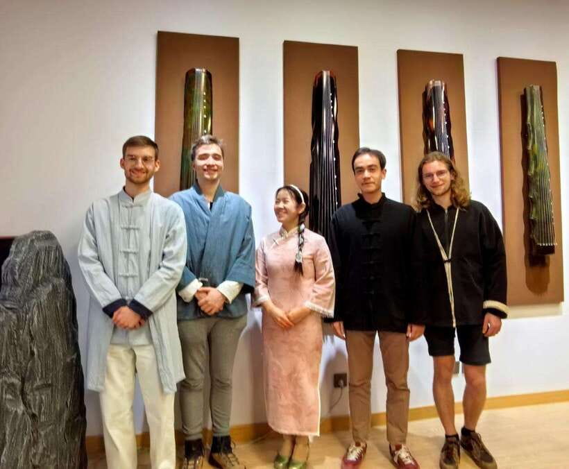 Beijing Hands-On Culture Tour: Tea, Instrument, Calligraphy - English Guidance From Experts, Plus a Smooth Welcome