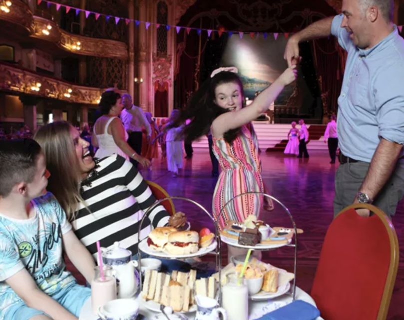 Blackpool: Afternoon Tea at Blackpool Tower Ballroom - Wurlitzer organ music and the dance floor action