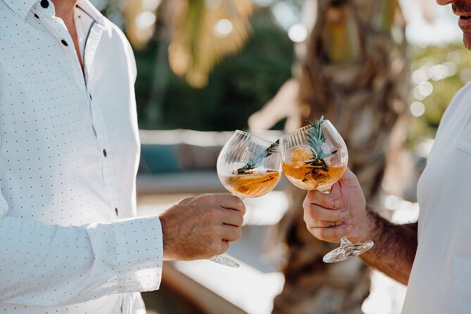 Boab and Myrtle Chandon High Tea in Broome - Who should book Boab and Myrtle High Tea in Broome?