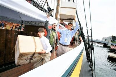 Boston Tea Party Ships and Museum Admission - Getting set at 306 Congress St: the start that matters