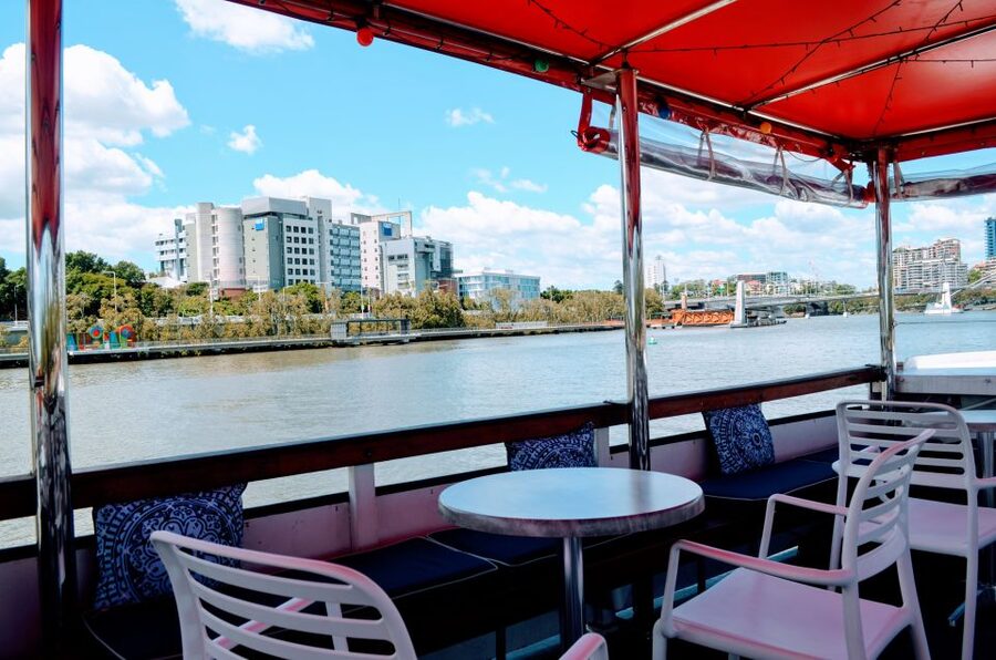 Brisbane: Morning Sightseeing Cruise: 10:30am-12pm (90min) - The commentary: how Brisbane history connects to what you see