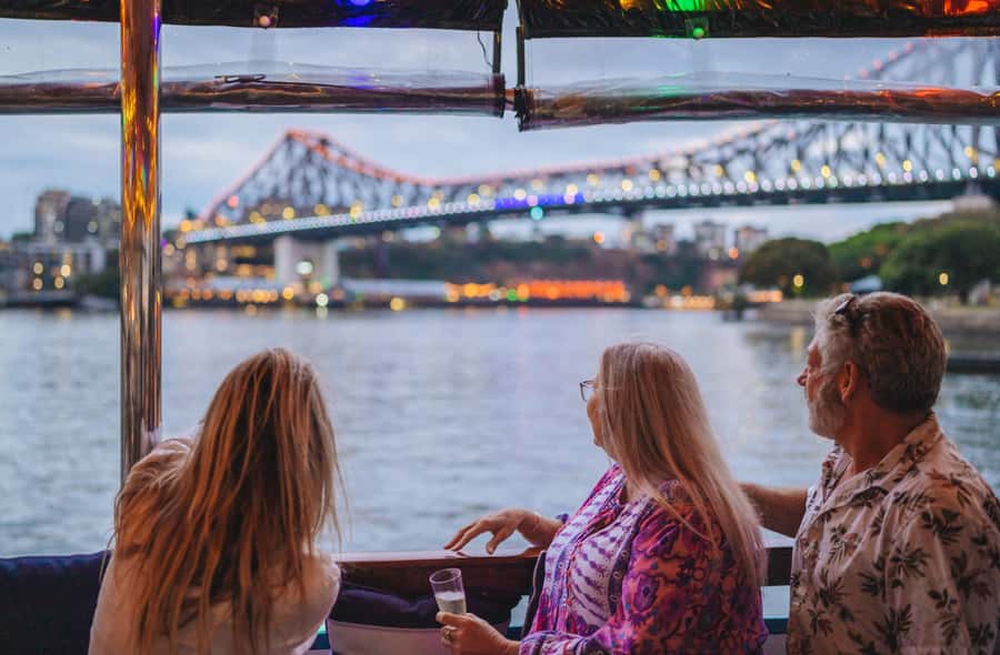Brisbane: Morning Sightseeing Cruise: 10:30am-12pm (90min) - Deck choice: seating, sound, and photo timing
