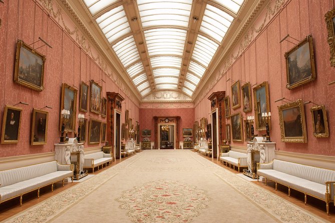 Buckingham Palace & Afternoon Tea Sightseeing Tour with PG Tips - Logistics that can make or break your timing
