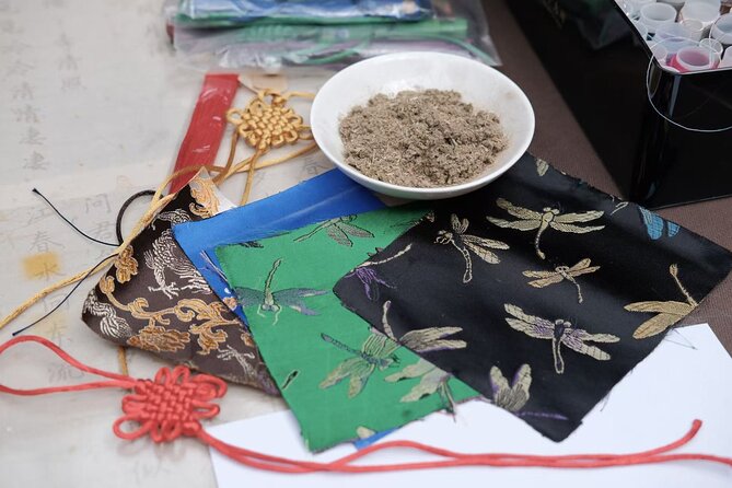 Chengdu-Create your OWN Cultural souvenir-With TEA and Snacks - The tea break that actually supports the work