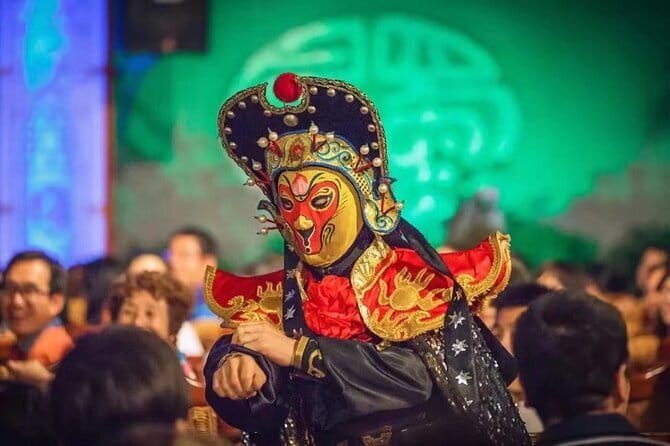 Chengdu Signature Opera Face Changing and Tea - Who should book this (and who should skip)