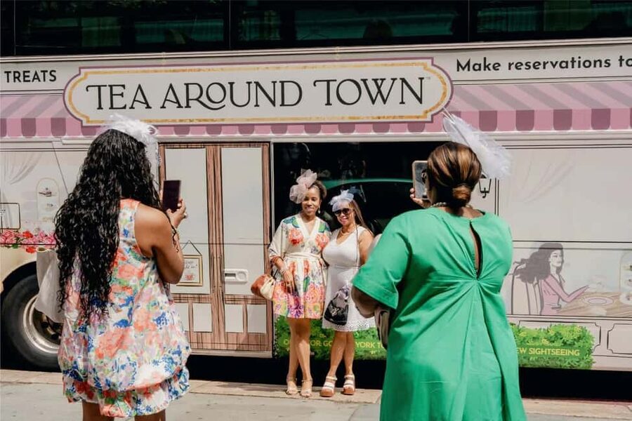Chicago: Tea Around Town With Curated Teas & Iconic Sights - What $79 Buys You in 90 Minutes: Value, Not Just Price