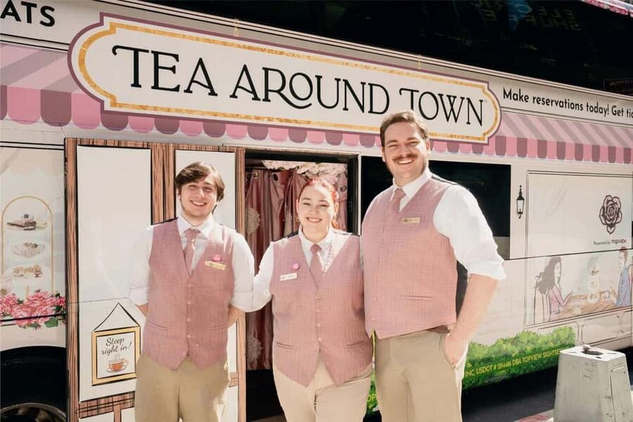 Chicago: Tea Around Town With Curated Teas & Iconic Sights - Tea Service That Actually Feels Like Afternoon Tea