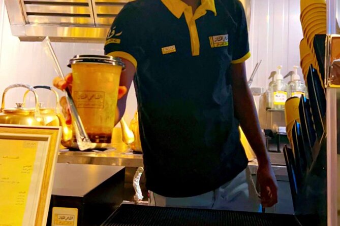 Coffee and Tea Party in Aljadidah - Arabic coffee in plain terms: meaning, serving style, and how to drink it