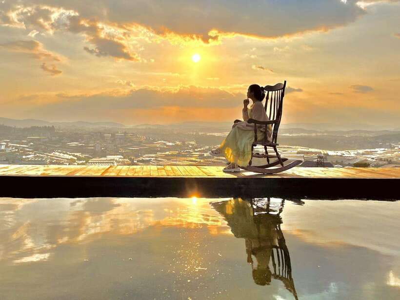 Da Lat: Sunrise Panorama, Green Tea Hill and Strawberry Farm - Key Highlights You’ll Care About