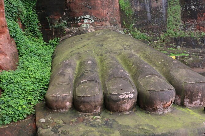 Day tour Chengdu Panda Base Leshan Giant Buddha with local Lunch - A long Sichuan day built around three iconic stops