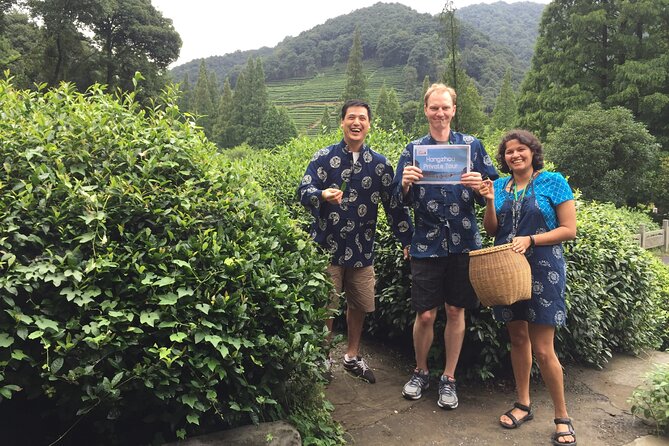 Day Tour to Discover the Secrets of Hangzhou's Tea Culture - West Lake (Xi Hu) Pickup and the Start of Your Tea Day
