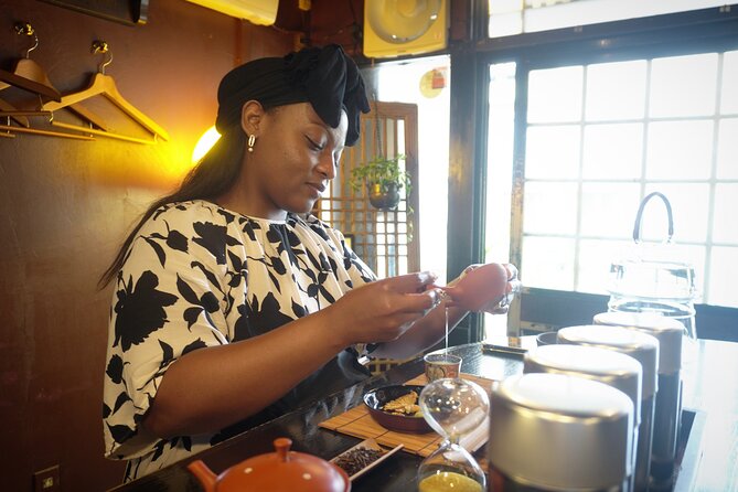 Discover Japanese Tea Blending Techniques in Osaka - Getting There: Namba Yasaka Jinja and a 3:00 pm Start