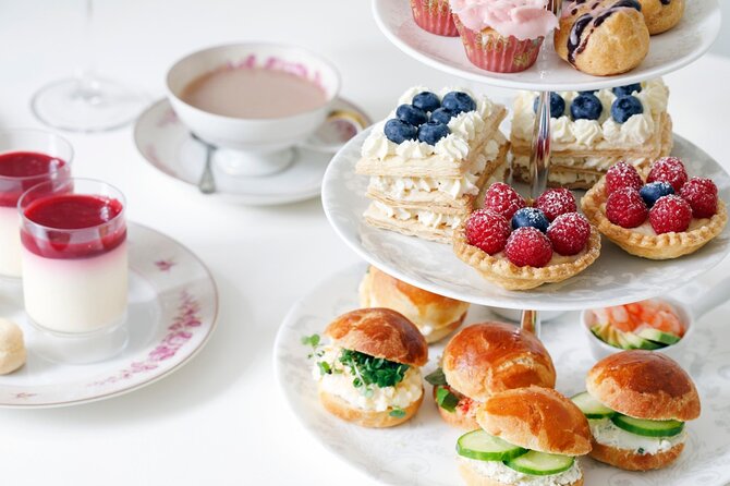 Dubai Afternoon High Tea in the Iconic Burj Al Arab with Transfer - Quick highlights worth knowing