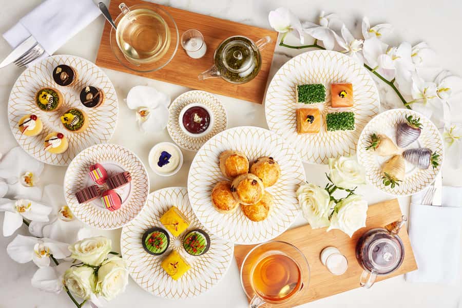 Dubai: Plato's Afternoon Tea in Atlantis the Palm - Service quality: what to expect from the staff in a small group