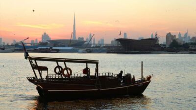 Dubai: Sunset Cruise on Traditional Boat & Emirati High Tea - Where to meet at Dubai Festival City Mall (and what to look for)
