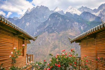 Eat Your Way Through Yunnan's Tea & Horse Road, from Dali to Lijiang, 8-day Trip - Small group pace: private transport, English guide, and real meal time