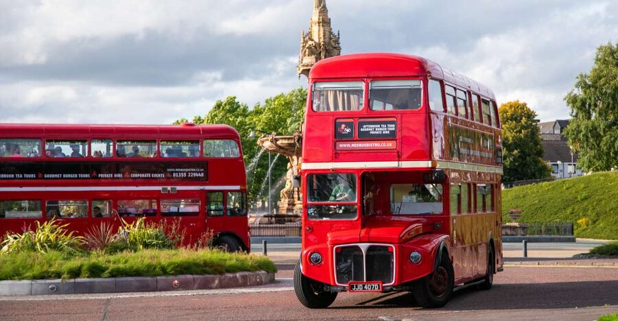 Edinburgh: Vintage Bus Tour with Afternoon Tea or Gin - Getting on board at Waterloo Place (and picking the right seat)
