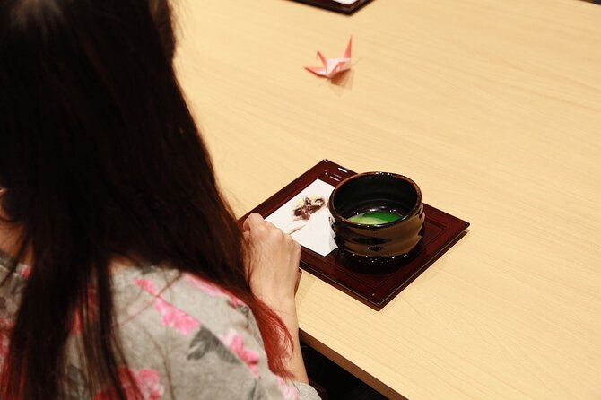 EDOCCO Tea House–A Quick Dive into Japanese Traditional Culture - Shodo Calligraphy and Origami: Two Crafts That Feel Rewarding