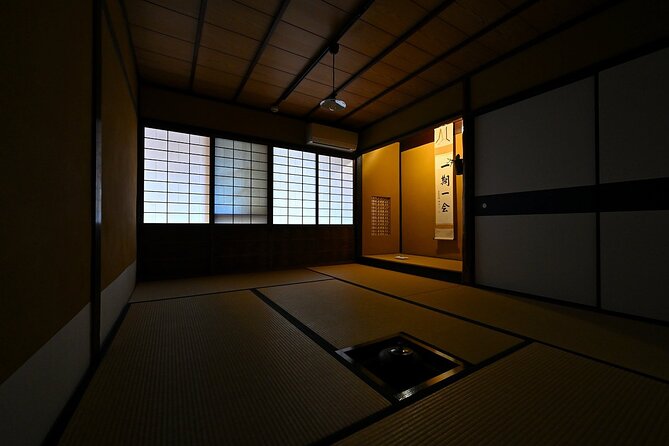 Experience a tea ceremony in an authentic tearoom, in Kyoto! - The flow: from garden entry to your first sweet