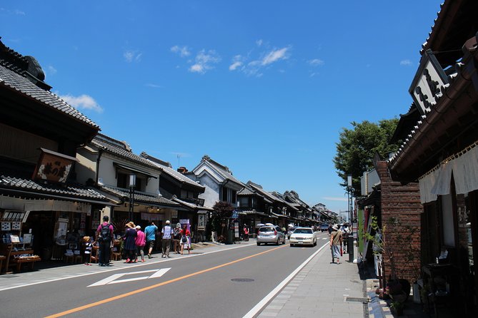 Experience Seasonal Green Tea Picking in Sayama and Nostalgic Walk in Kawagoe! - Sayama green tea picking at Miyanoen: more than a photo stop
