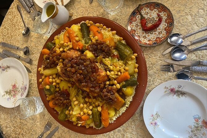 Family Dinner in Fes with Tea and Fun Stories - Practical Tips for a Smooth Evening in Fez