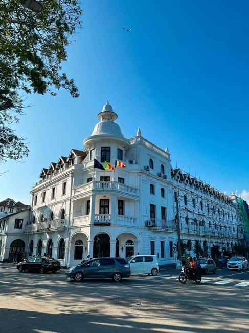From Colombo: Kandy, Pinnawala and Tea Factory Full-Day Trip - Sri Lanka’s last kingdom feel: Kandy beyond the Temple