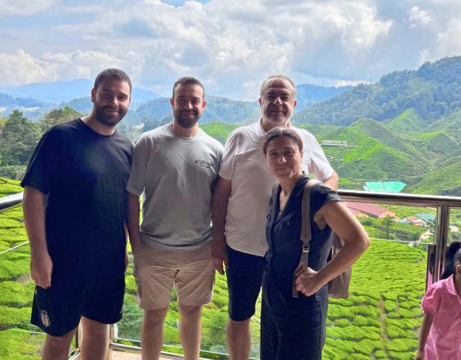 From KL: Cameron Highlands with BOH Habu & Sungei Tea Visit - Kea Farm Market and the cactus farm: practical souvenirs and local snacks