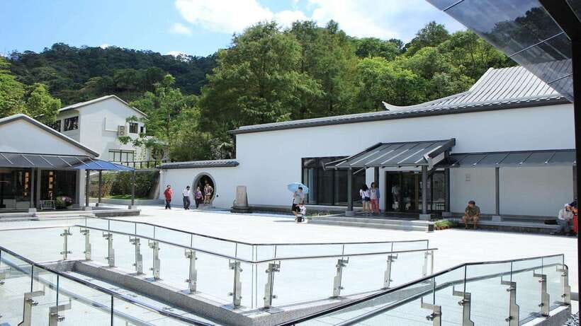 From Taipei: Thousand-Island Lake & Tea Museum Private Tour - Should you book this Thousand Island Lake and Tea Museum private tour?