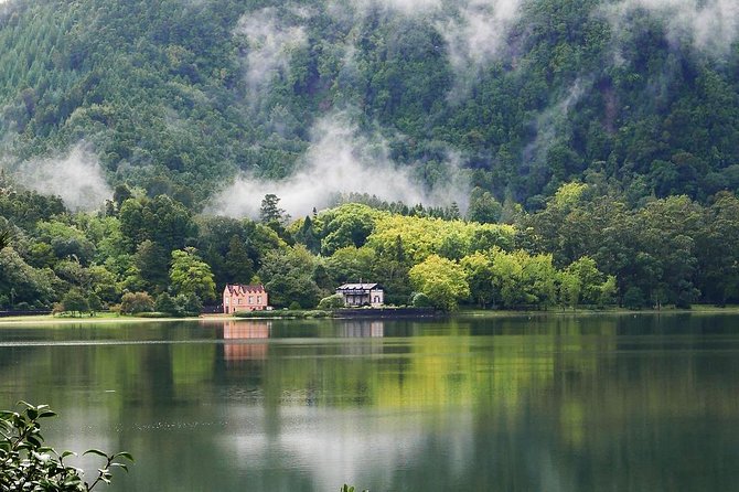 Furnas Volcano, Lake, Geysers, Tea Plantation and Terra Nostra - Private Furnas, Tea, and Terra Nostra: Why This 5-Hour Loop Fits