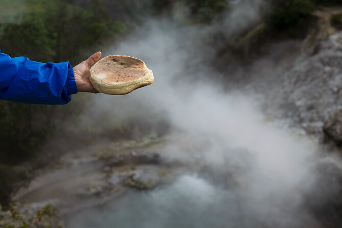 Furnas Volcano, Lake, Geysers, Tea Plantation and Terra Nostra - Stop 2: Miradouro Pico Do Ferro for Furnas Valley Views