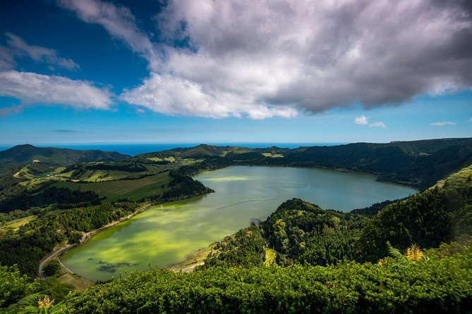 Furnas Volcano, Lake, Geysers, Tea Plantation and Terra Nostra - Stop 6: Furnas Village Geysers, Thermal Springs, and Local Snacks