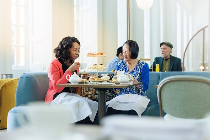 Guided Kensington Palace Tour, Royal Guard Change & Afternoon Tea - Kensington Palace With an Audio Guide: Queen Victoria’s World