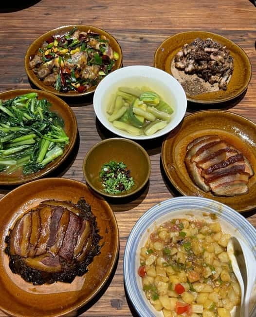 Guilin Longji: Rice Terrace with Oil-Tea Demo & Zhuang Lunch - Zhuang lunch in a mountain village: the meal that anchors the day