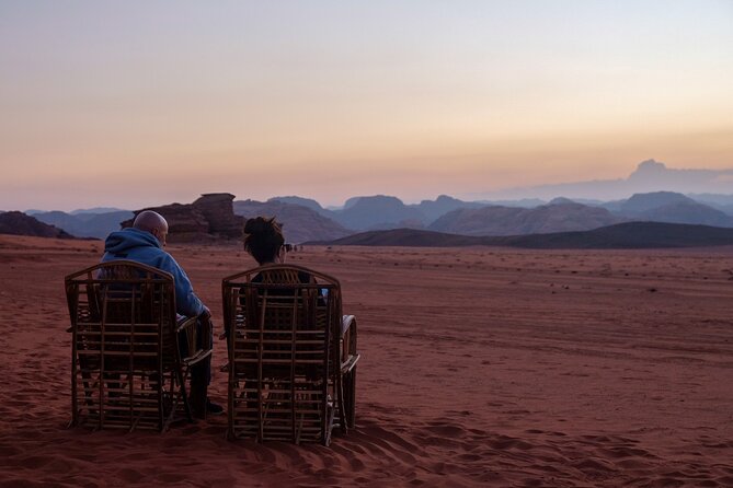 Half day Jeep Tour in Wadi Rum incl. water and Bedouin tea - The red sand dune + Bedouin tea: viewpoints with no extra fee