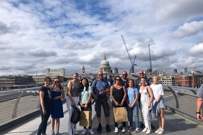 Harry Potter Tour & Magical Afternoon Tea - Small group size: why max 20 travelers matters