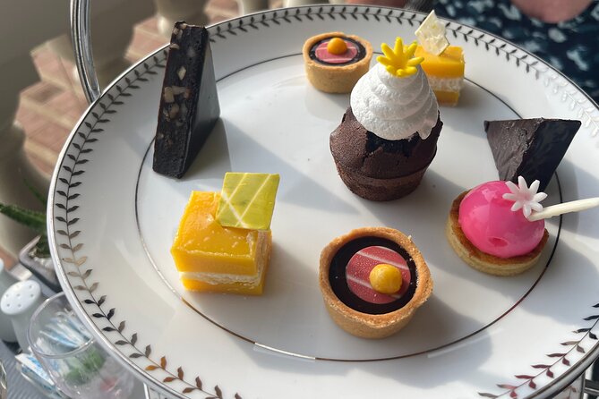 Highlights Colombo Day Tour With Afternoon HIGH TEA In Galle Face Hotel - Gangaramaya Temple (Vihara): Where Modern Meets Tradition