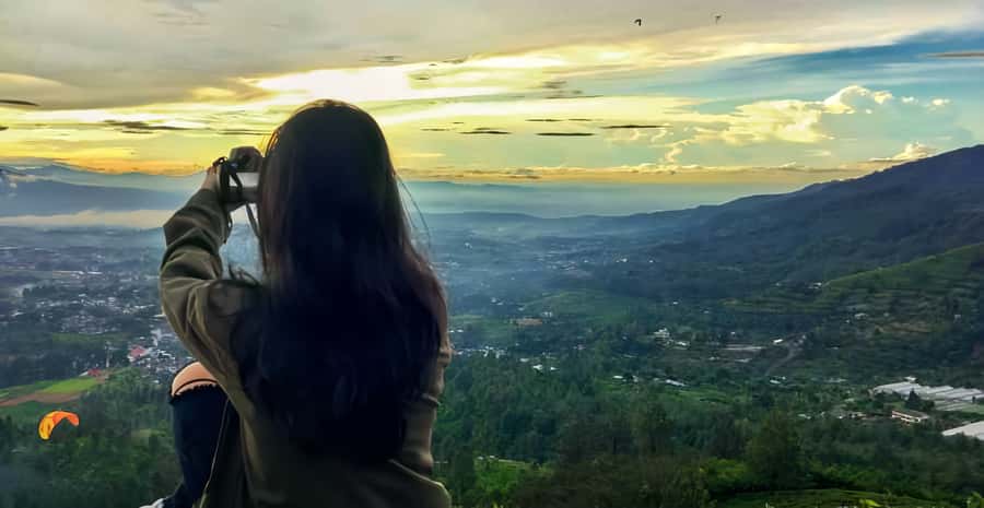 Jakarta: Paragliding on Top Mountain & Tea Plantation - The Main Event: Paragliding With a Pilot (What You’re Signing Up For)