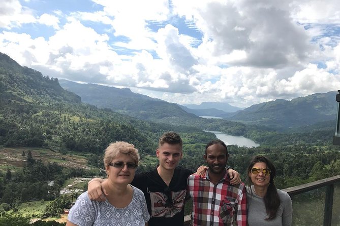 Kandy to Nuwara Eliya Day Trip – Little England & Tea Country - Ramboda Waterfall: classic views, with one hiking note