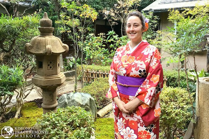 Kimono Tea Ceremony at Kyoto Maikoya, NISHIKI - Why this Nishiki tea ceremony is a smart Kyoto add-on