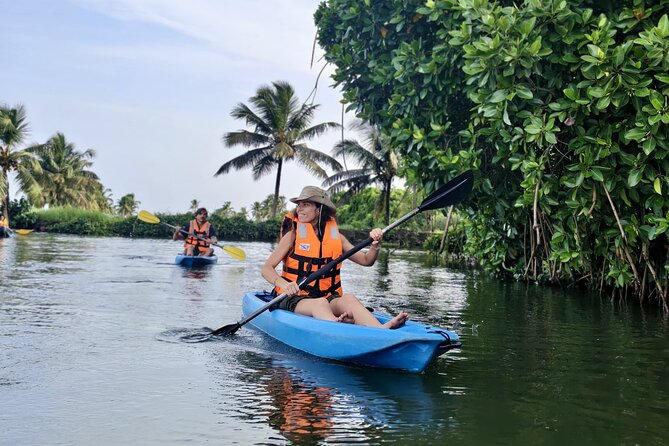 Kochi Kayaking Tour: Sunrise, Sunset & Floating Tea Break - The 2-Hour Sunrise/Sunset Paddle: What the Ride Feels Like