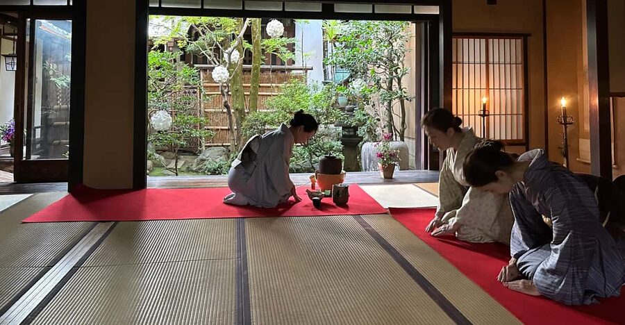 Kyoto: Kimono and Tea Ceremony Experience at Cultural Asset - Group vs Private at Tondaya: How Crowds Change the Tea Experience