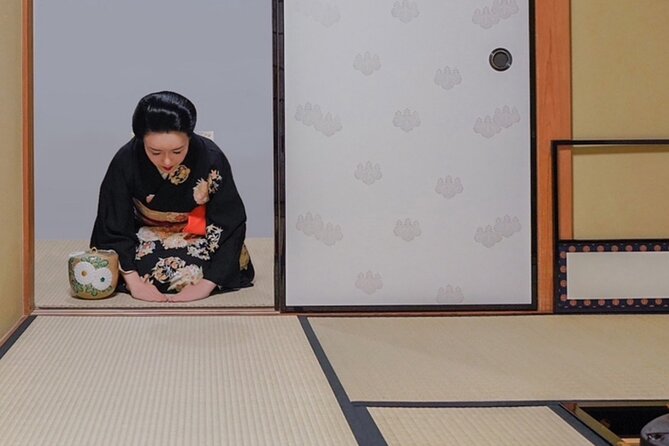 Kyoto: Quiet and Graceful Tea Ceremony - What You Actually Learn From the Tea Master