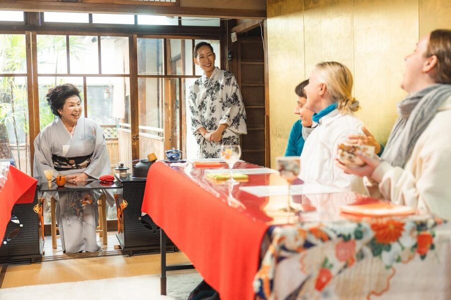 Kyoto: Table-Style Tea Ceremony at a Kyo-Machiya - The Ceremony Starts With Purification and Quiet Rules