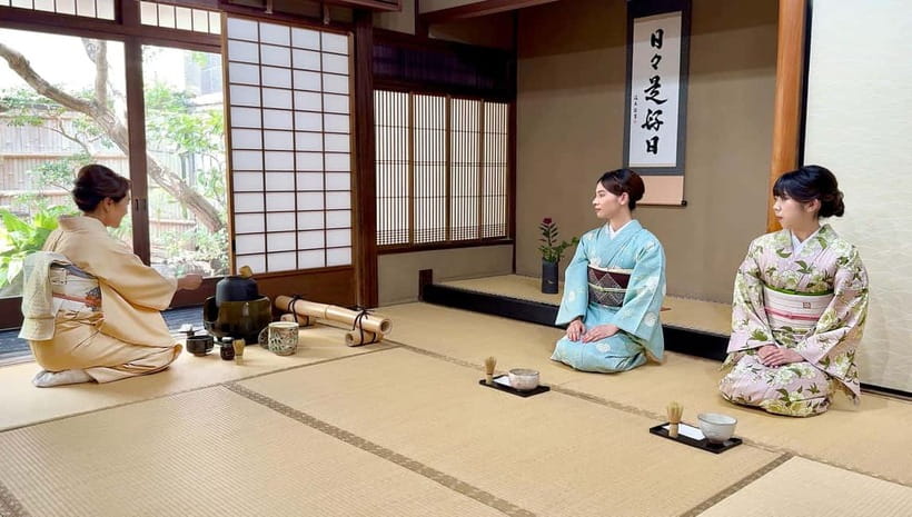 Kyoto: Tea Ceremony in 100-year-old Kyo-Machiya Townhouse - The tea ceremony itself: etiquette first, then you make matcha